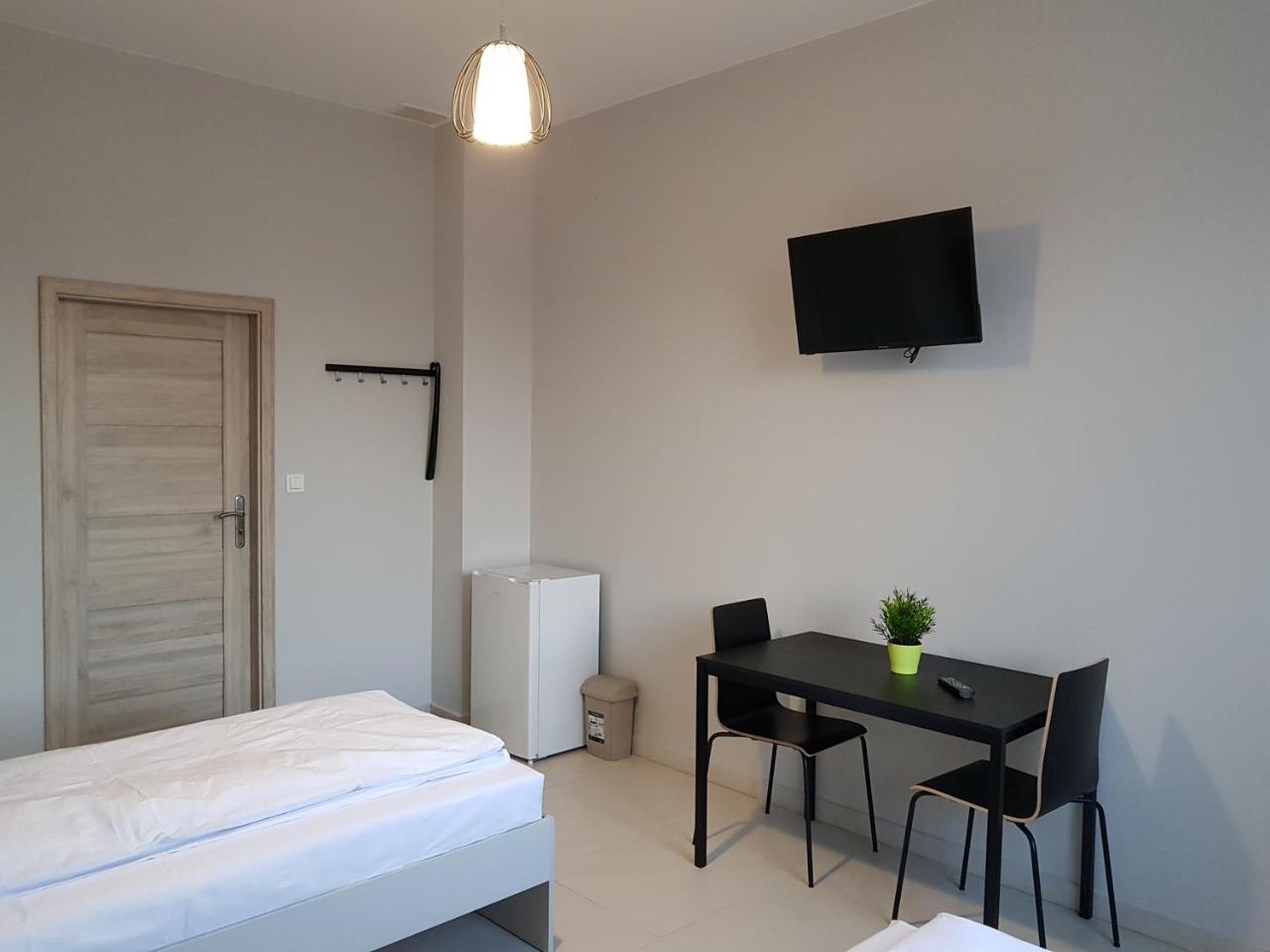 Noclegi Maxtrans Mielec Buitenkant foto